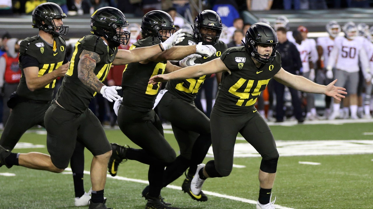 Can anyone stop No. 7 Oregon at this point? Trojans up next
